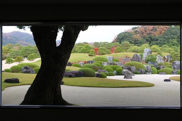 秋の足立美術館、芸術的な庭園と紅葉に魅せられて: 歴史の旅＆外出の記録