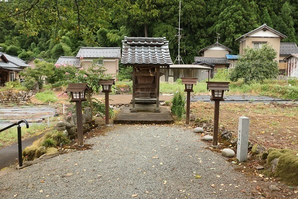 明智神社と越前大野城3.jpg