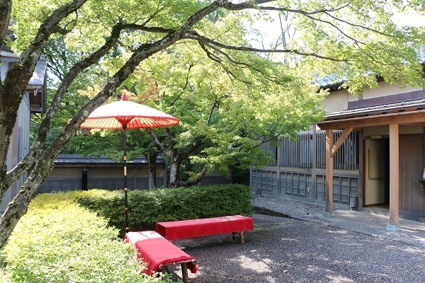 養浩館庭園2.jpg